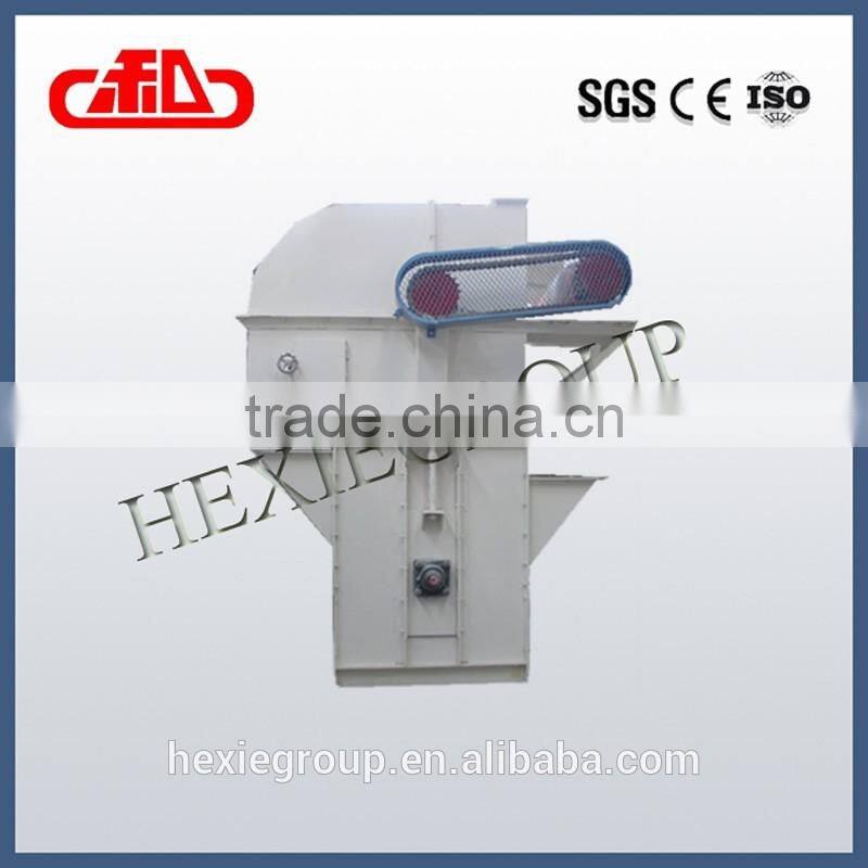 Special designed elevator bucket for animal feed