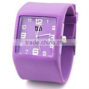 Fashion and Stylish Silicone Men Watches 2012