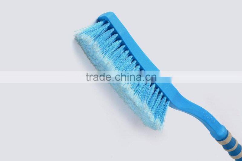 snow brush with ice scraper