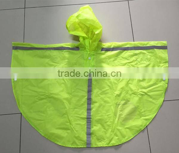 kids rain poncho/children rain poncho