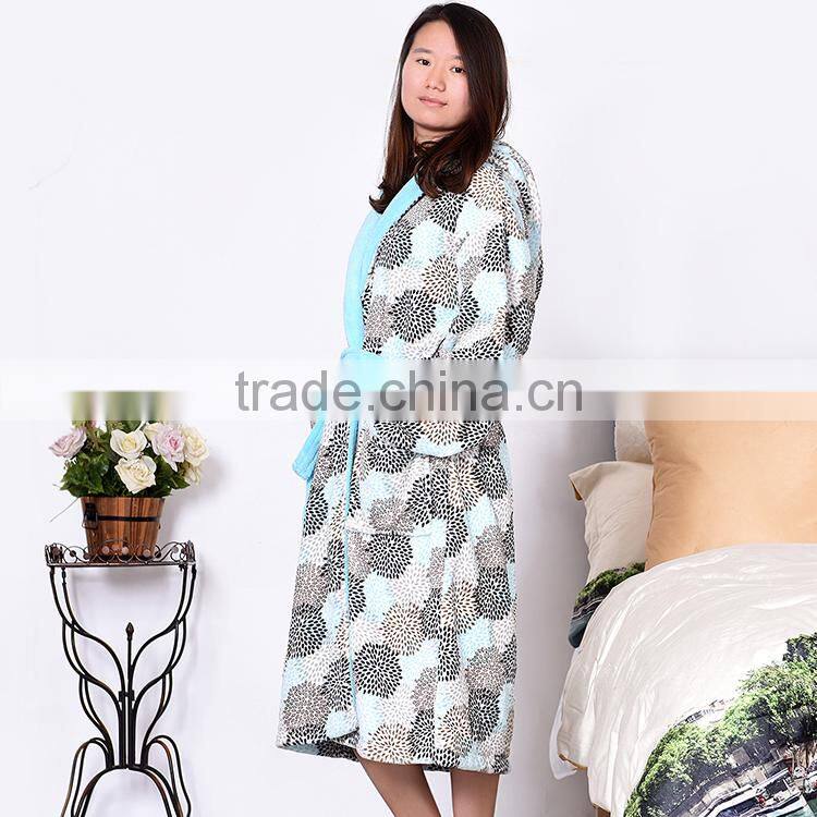 Super soft and warm women beautiful micro fleece hooded coral fleece bathrobe
