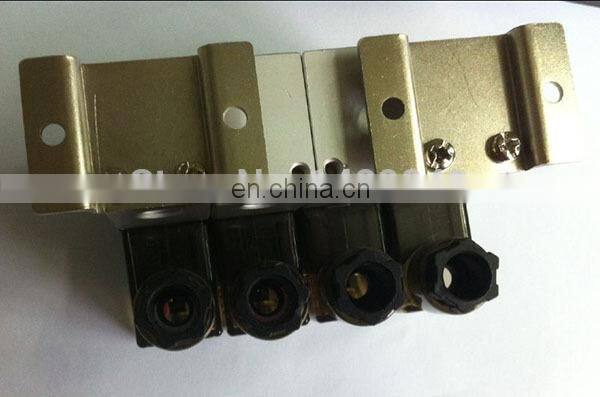 4pcs with a manifold 3 way Pneumatic Aluminium solenoid valve 3V1-06 1/8" BSP AC220V micro direct acting gas electric valve