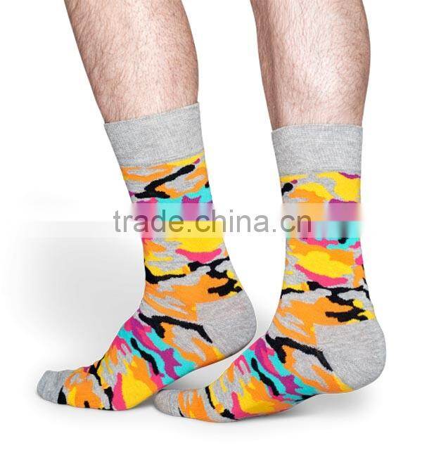 2016 Fashion Custom Jacquard Logo Camo Socks