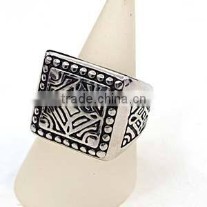 New Arrival Classic design jewelry ring black silver stainless steel signet ring