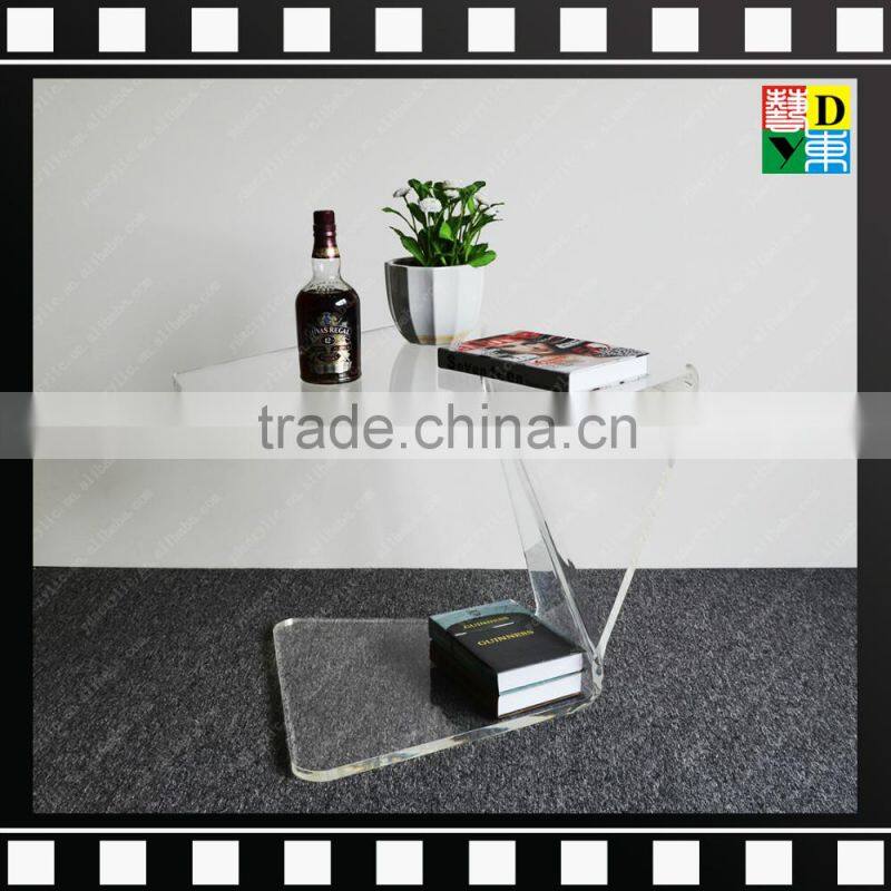 2016 Hot bending creative clear acrylic living room coffee table with brochure holder from China