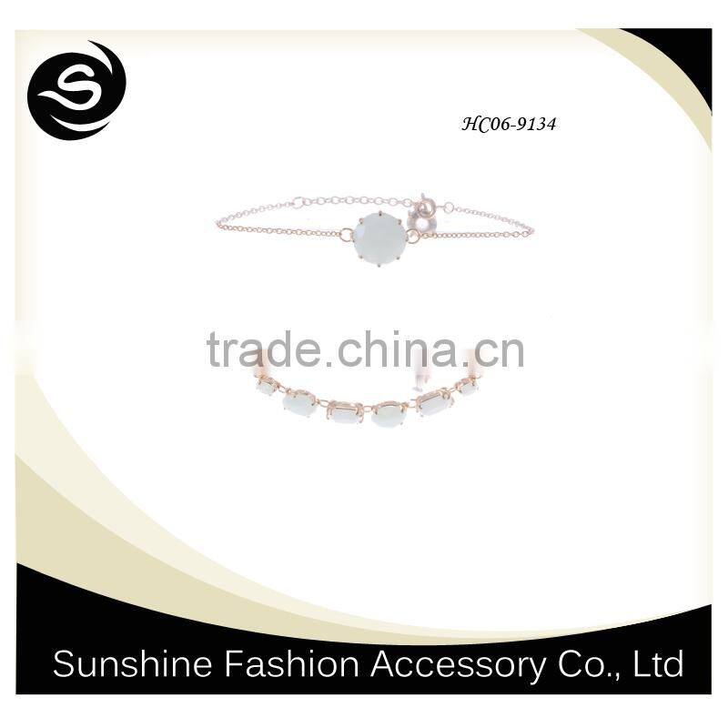 Wholesale fashion adjustable thin gold bracelet,decorated with acylic beads,made in China,welcome to order
