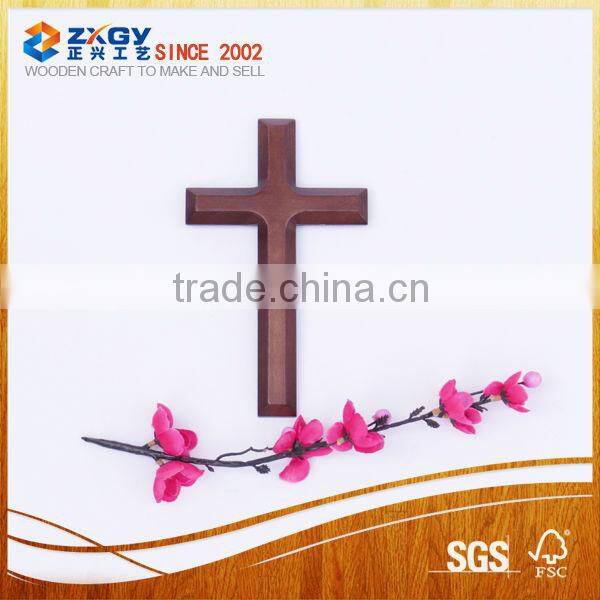 small wooden cross pendant