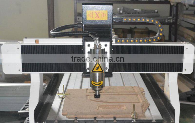 best quality low cost water cooled 6090 cnc router Dsp control