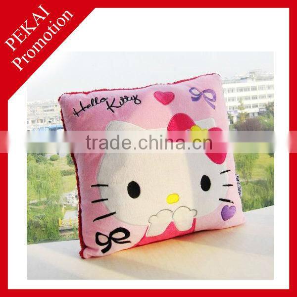 Round shaped embroidery design back cushion