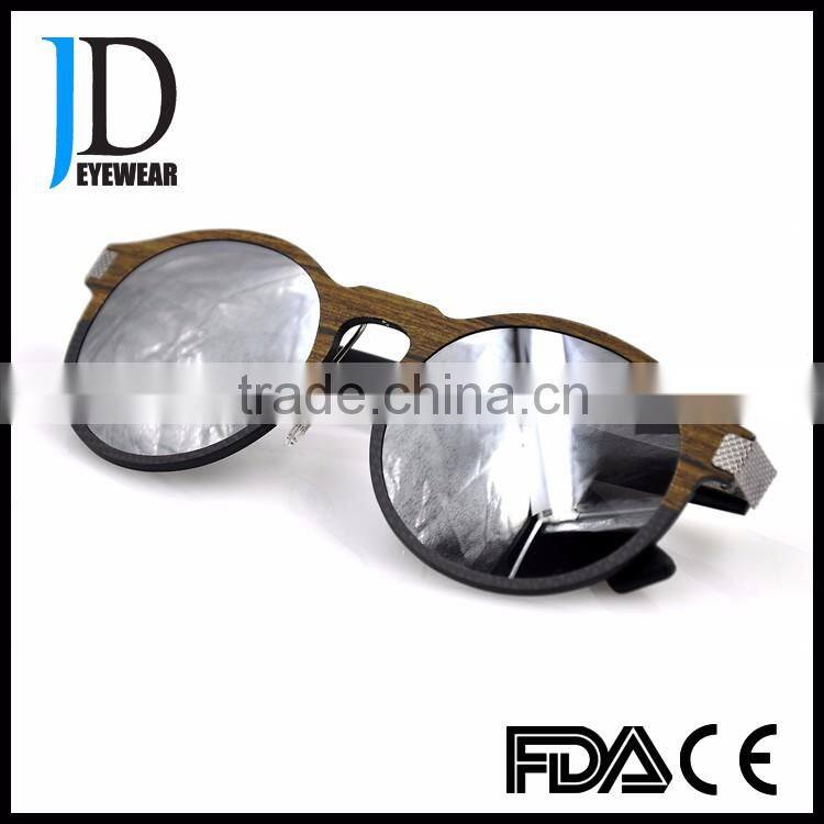 China Wholesaler TAC Polarized UV400 Protective Carbon Fiber Sunglasses