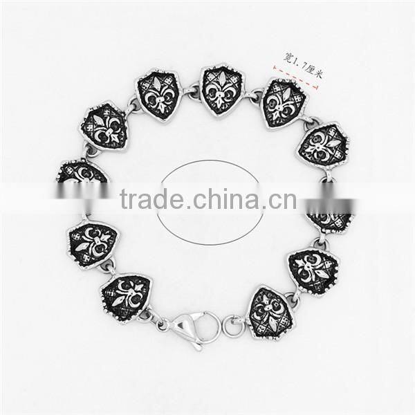 Shield gothic chunky fashion jewelry cross chain bracelet