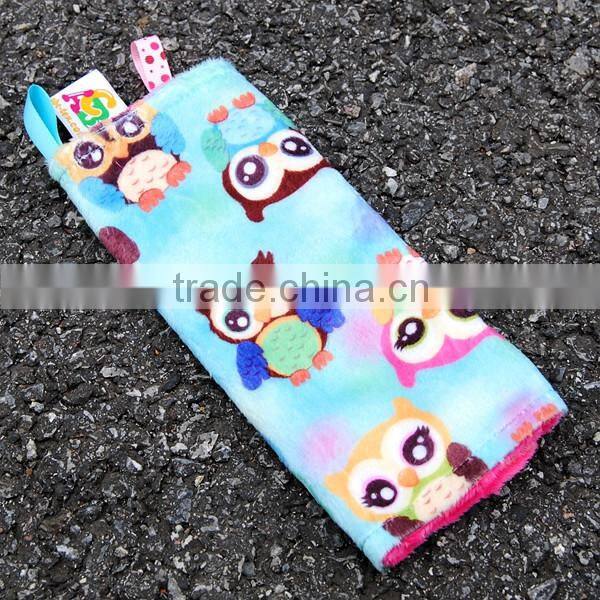 2016 Winter new style digital print owl pattern polyester drool pad
