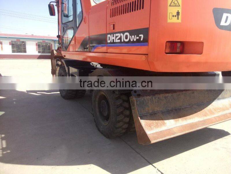 used wheel excavator DOOSAN DH210LC-7/DH220LC-7 sell cheap with good condition