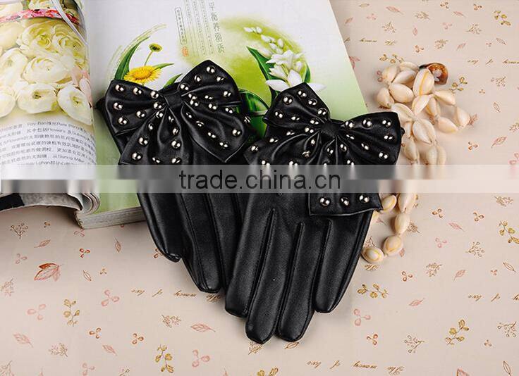 2015 New Arrival Winter Cycling Motorcycle Driving Lady Rivets Bowknot Soft PU Leather Gloves For Women Black Red