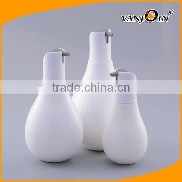 Square 300ML 500ML 700ML PETG Perfume Bottle with Flower Printing