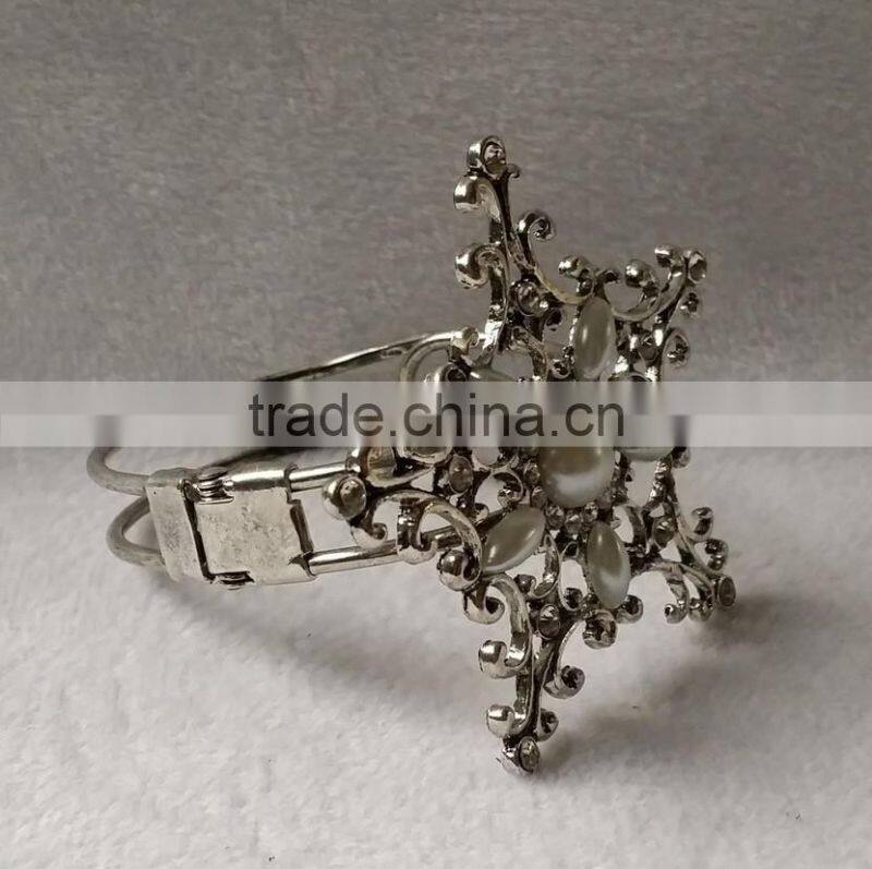 metal alloy snow flake curtain clips ,christmas curtain buckle