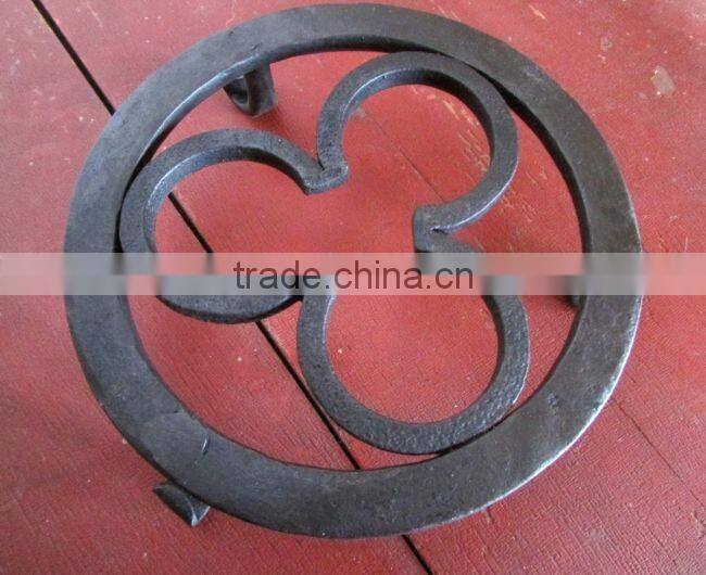 square shape silver plated fancy trivet