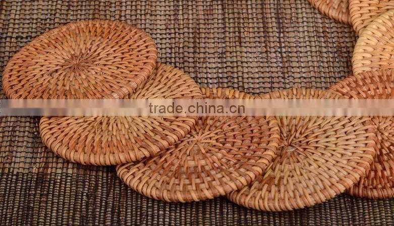 Round Rattan Coasters with Holder (Set of 6) / Rattan platemat