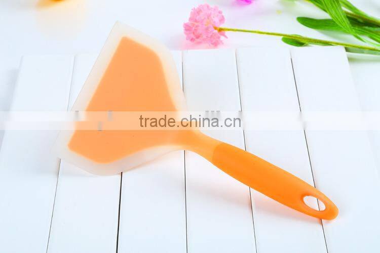 Food grade silicone turner,funny egg turner,pizza turner