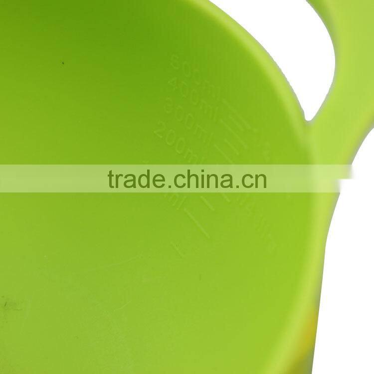 high quality manual plastic lemon squeezer with scale
