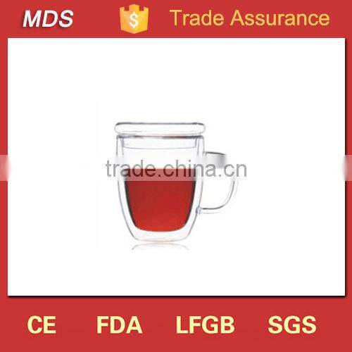 Home decor tall heat-resistant glass vases containing flowers