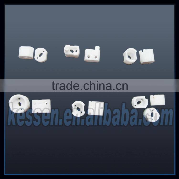 Glazed alumina ceramic product