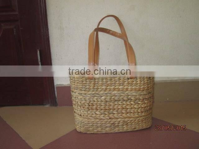 Beautiful water hyacinth handbag, useful water hyacinth bag with handles, attractive looking, good price