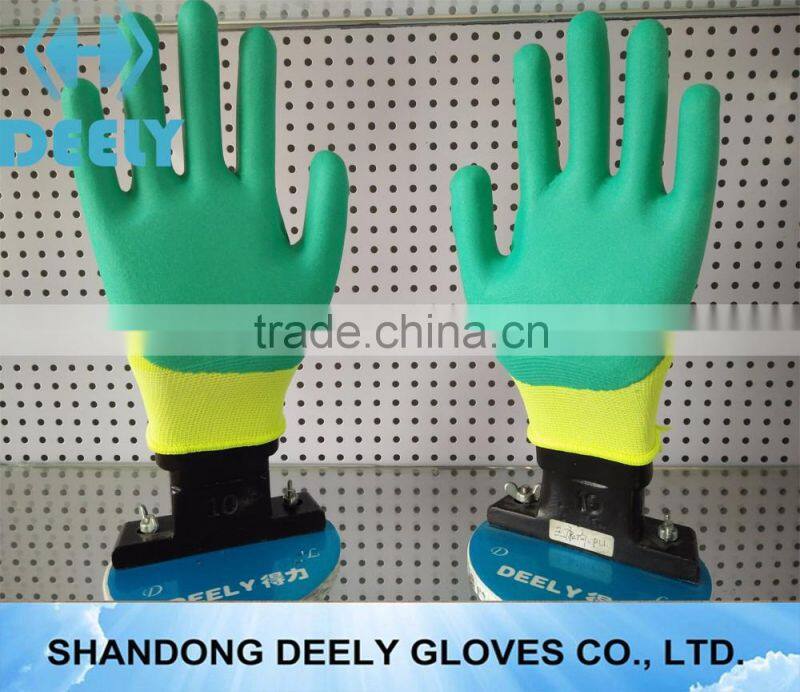 13G green nylon liner 1/2 latex foamed gloves /working glove/1/2 half coated gloves