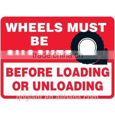 Chock the wheels/Wheel chock/Wheel stop