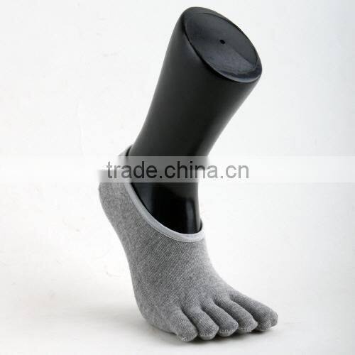 white color five toe sock