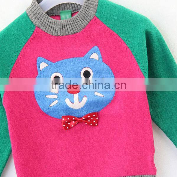 Cartoon style baby knitting sweater raglan sleeve contrast color pullover