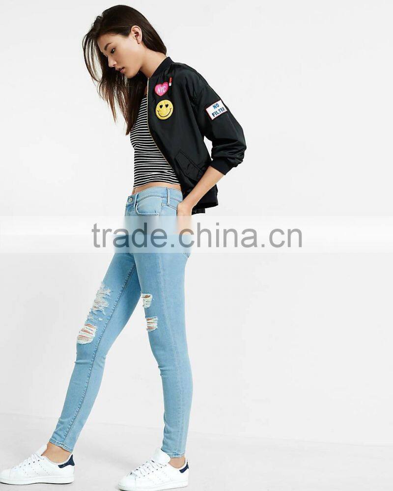 Mid rise five pocket style distressing leg new style jeans for lady