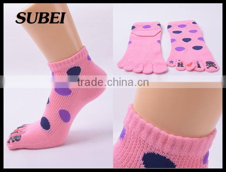 Female five fingers sock,cartoon cute and polka-dot toe sock