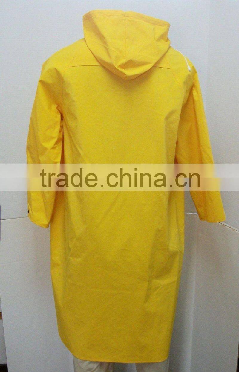 PVC/ Polyster Waterproof Long Raincoat For Men