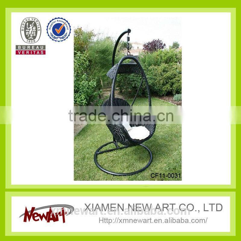 Garden 2014 New Design Wholesale White Swing Hanging Egg Rattan Chair