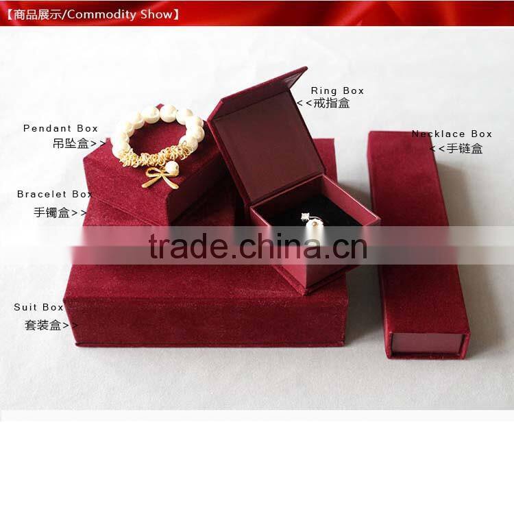 Degradable Luxury Fashion wholesale jewelry box velvet