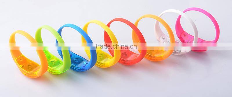 2015 factory price led flashing bracelet, remote controlled led bracelet, motion led lights bracelet