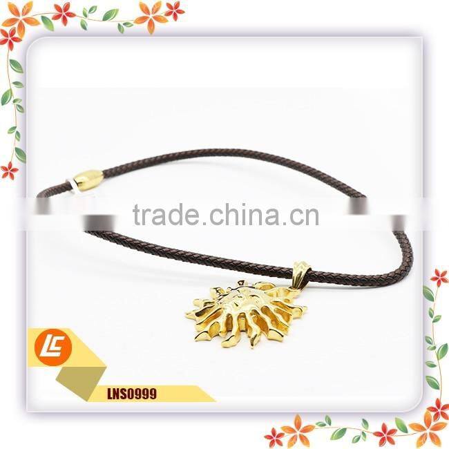 High-quality leather necklace with gold plating pendant for ladies style