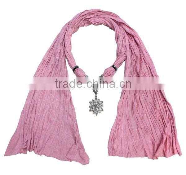 Low Cost High Quality scarf and jewelry