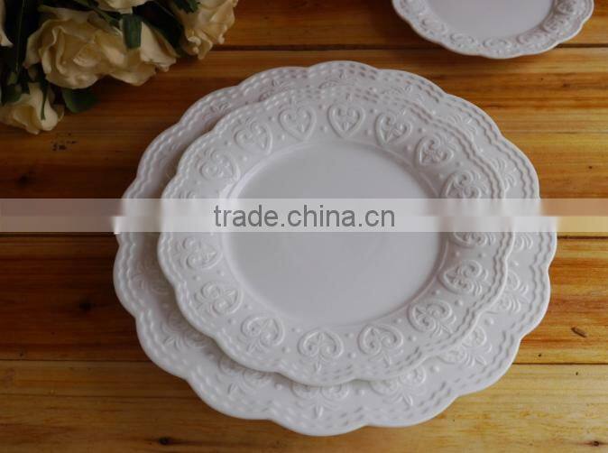 Ceramic white dinner plates/ fruit plates/Salad plates with embossed design