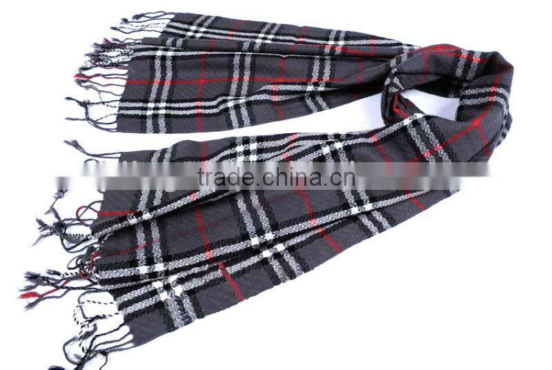 checked/plaid shawls&scarfs