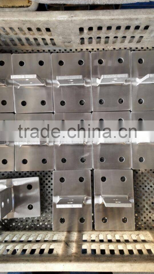 FLAT TUBE BASE PLATE