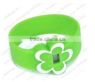 Hot!!! Delicate Digital Silicone Watch