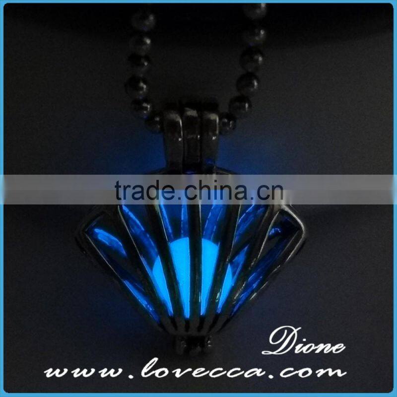 Brass material ladies jewelry luminous necklace pendant glowing in the dark