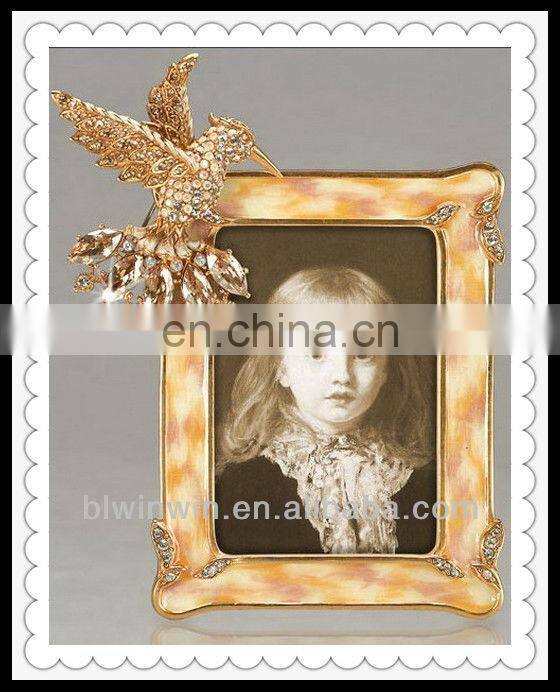 antique metal picture frames for home use