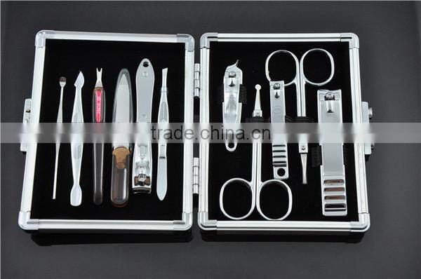 fashion ladies gift items with manicure set