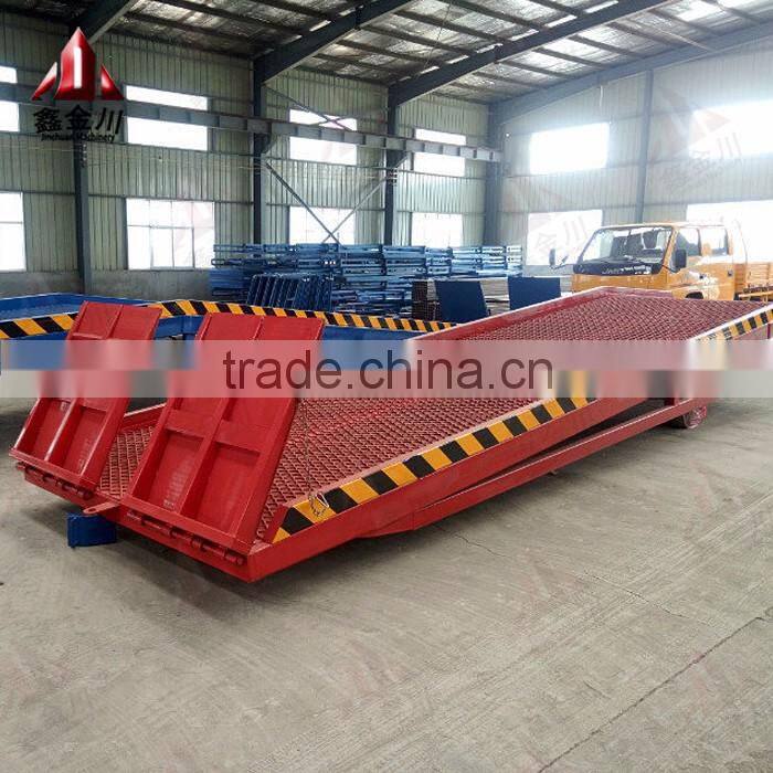 Mobile dock ramp, loading dock ramp, forklift mobile hydraulic yard ramp
