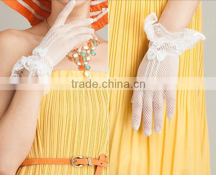 thin lace summer driving lace gloves fashion fishnet surface is prevented bask in gloves