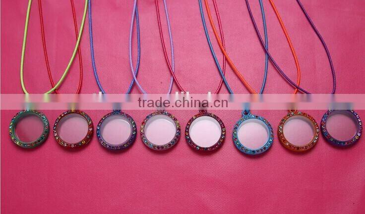 2015 new arrival colorful heart shaped floating lockets necklace