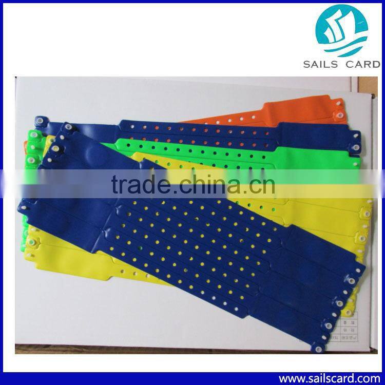 13.56mhz Disposable RFID PVC Wristband for Hospital, Events, Concerts